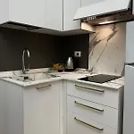 Mb 8 *